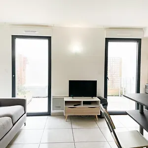  Apartamento 003 - Moderne Et Terrasse - Jeanne D'arc, Francia